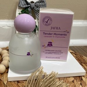 Calming baby cologne